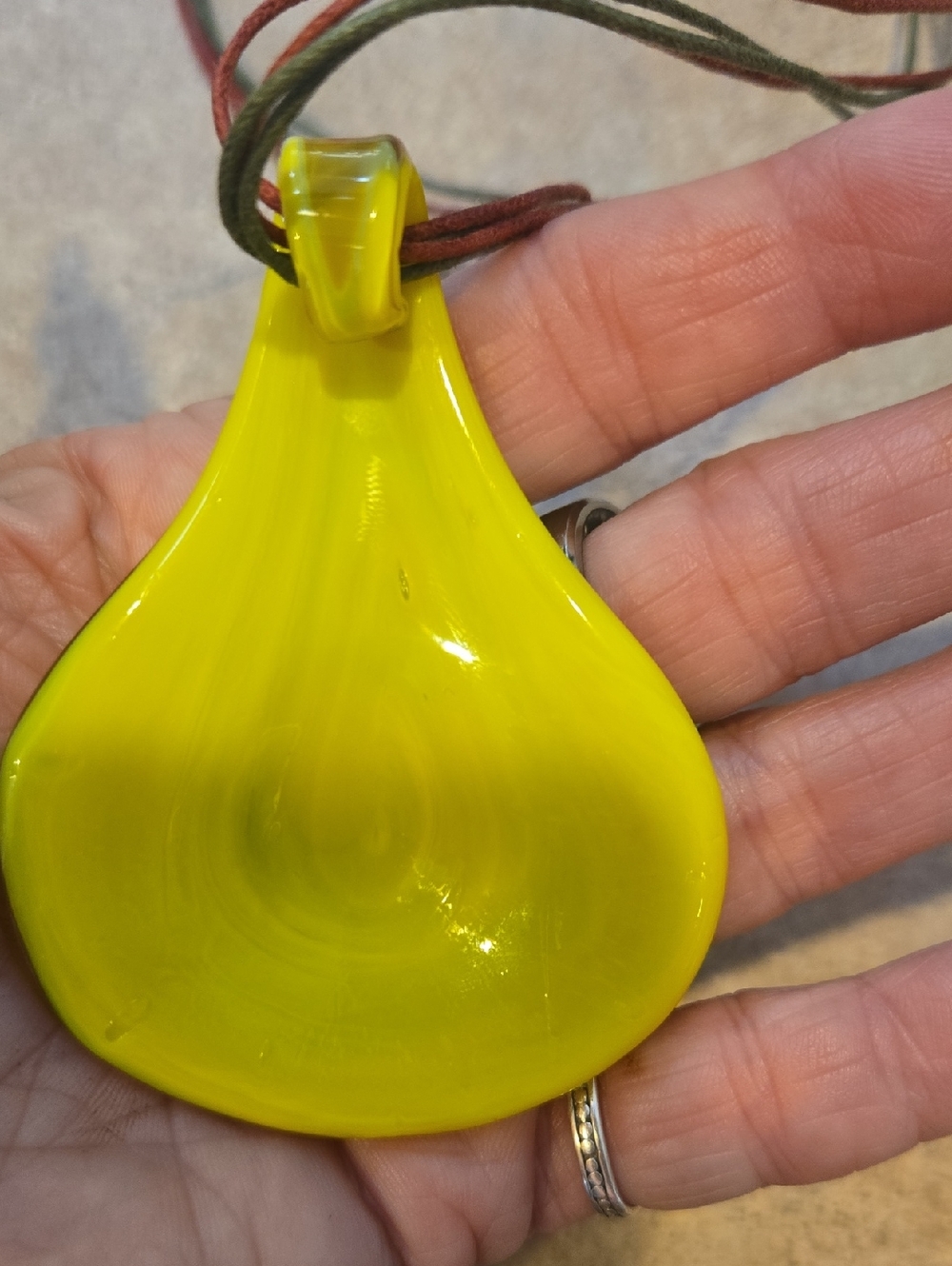 Multi-Color Glass Pendant Necklace - Picture 4 of 7